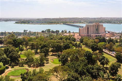 Bamako City Guide: Capital of Mali .